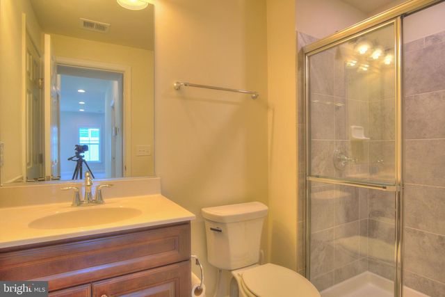42629 OAK PARK SQ, Ashburn, VA 20148