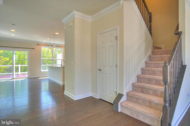 42629 OAK PARK SQ, Ashburn, VA 20148