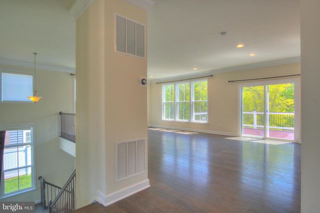 42629 OAK PARK SQ, Ashburn, VA 20148