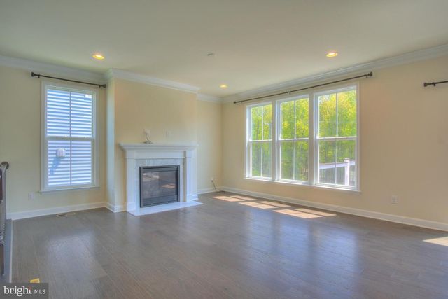 42629 OAK PARK SQ, Ashburn, VA 20148