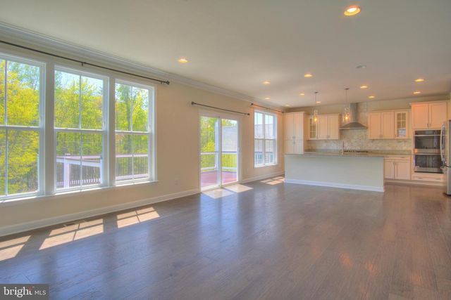 42629 OAK PARK SQ, Ashburn, VA 20148