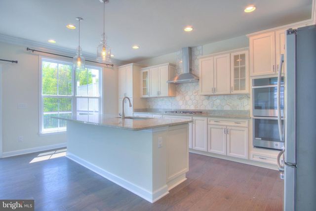 42629 OAK PARK SQ, Ashburn, VA 20148
