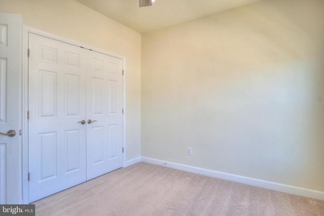 42629 OAK PARK SQ, Ashburn, VA 20148