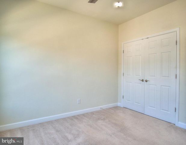42629 OAK PARK SQ, Ashburn, VA 20148