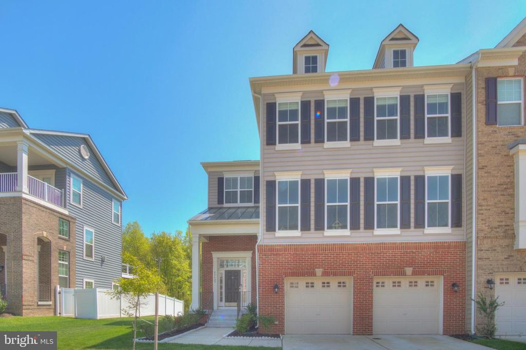 42629 OAK PARK SQ, Ashburn, VA 20148