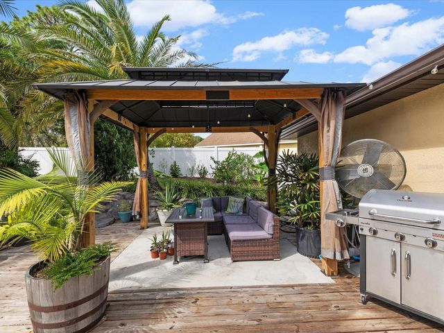 9027 MAVIS ROAD, Weeki Wachee, FL 34613