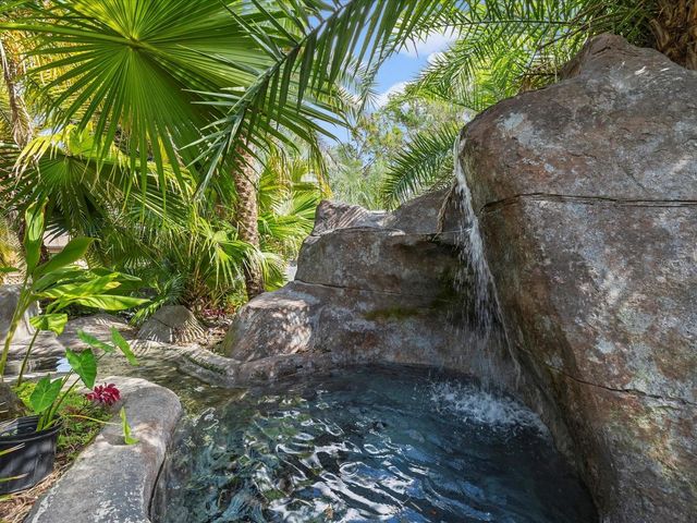 9027 MAVIS ROAD, Weeki Wachee, FL 34613