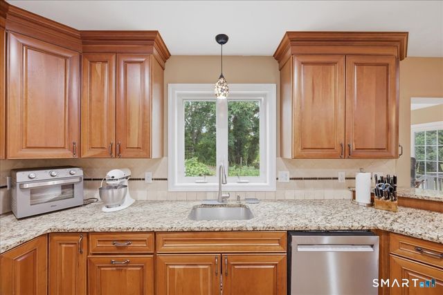 23 Pepperbush Drive, Hebron, CT 06231