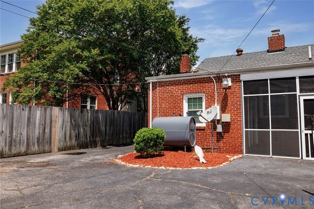 2405 Dumbarton Rd, Henrico, VA 23228