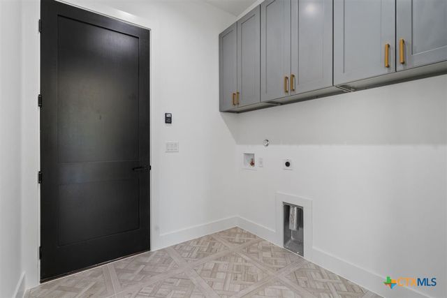 501 E Burton Street, Manor, TX 78653