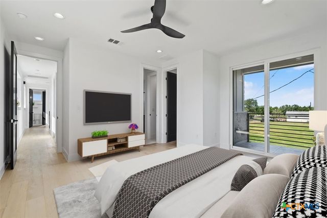 501 E Burton Street, Manor, TX 78653