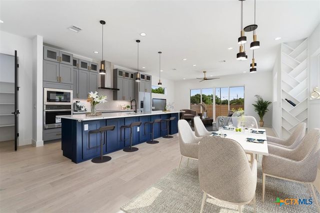 501 E Burton Street, Manor, TX 78653