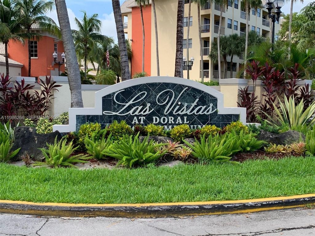 8215 Lake Dr 201, Doral, FL 33166