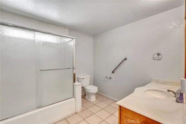 27387 Lakeview Drive, Helendale, CA 92342