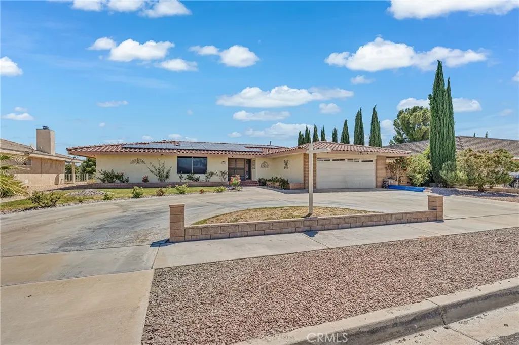 27387 Lakeview Drive, Helendale, CA 92342