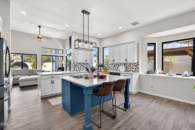 8995 E CAPTAIN DREYFUS Avenue, Scottsdale, AZ 85260