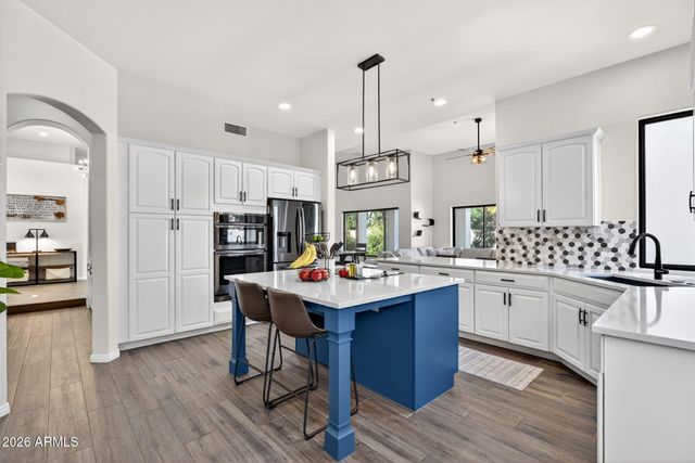 8995 E CAPTAIN DREYFUS Avenue, Scottsdale, AZ 85260