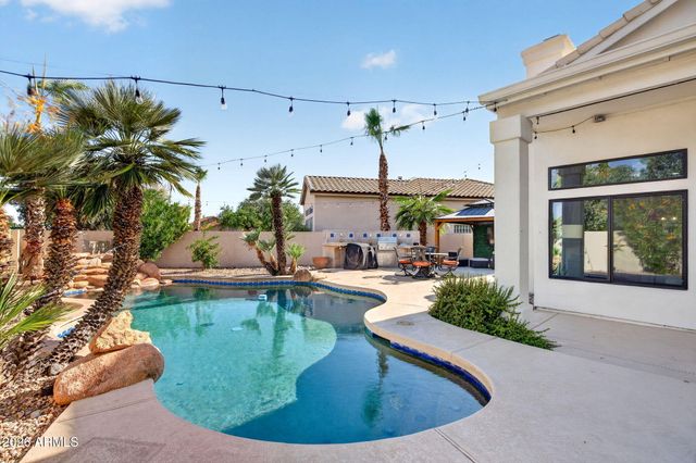 8995 E CAPTAIN DREYFUS Avenue, Scottsdale, AZ 85260