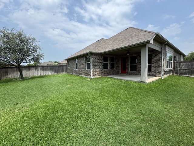 5013 SPRUCE, Krum, TX 76249