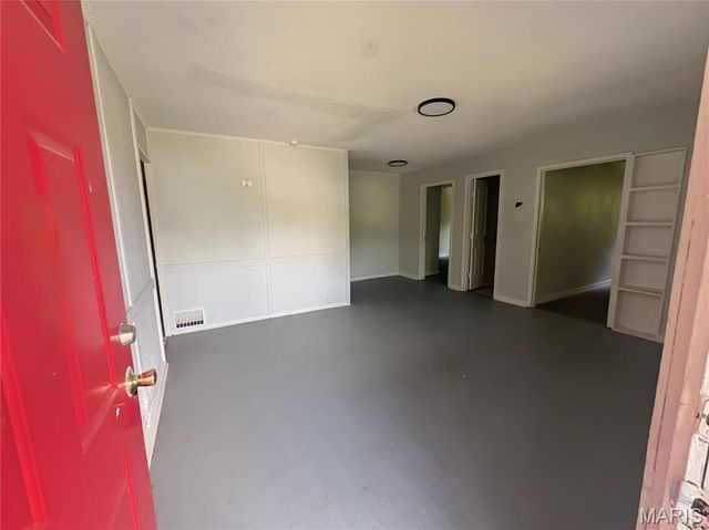 2235 Edmund Avenue, St Louis, MO 63121