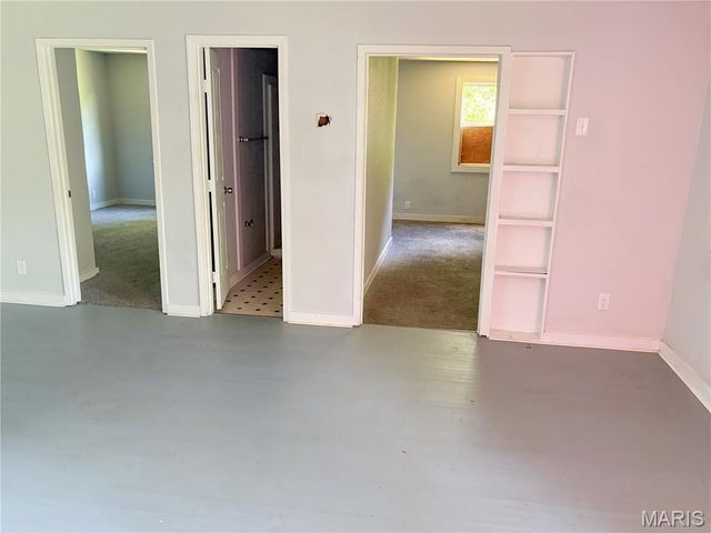 2235 Edmund Avenue, St Louis, MO 63121