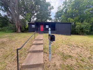 2235 Edmund Avenue, St Louis, MO 63121