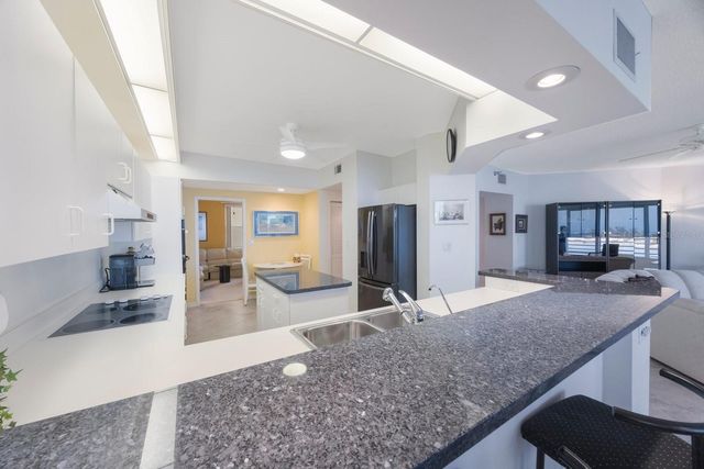 7872 SAILBOAT KEY BOULEVARD S PH602, South Pasadena, FL 33707