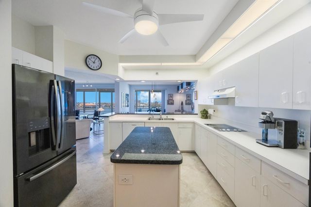 7872 SAILBOAT KEY BOULEVARD S PH602, South Pasadena, FL 33707