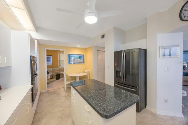 7872 SAILBOAT KEY BOULEVARD S PH602, South Pasadena, FL 33707