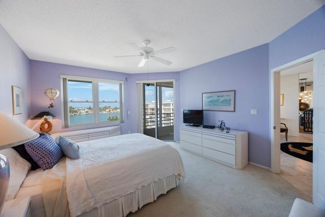 7872 SAILBOAT KEY BOULEVARD S PH602, South Pasadena, FL 33707