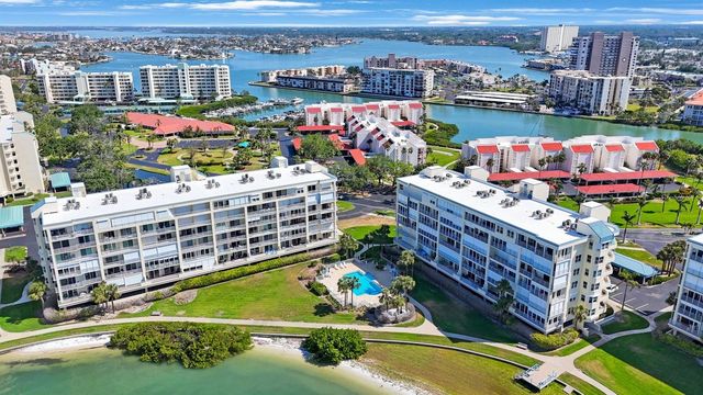 7872 SAILBOAT KEY BOULEVARD S PH602, South Pasadena, FL 33707