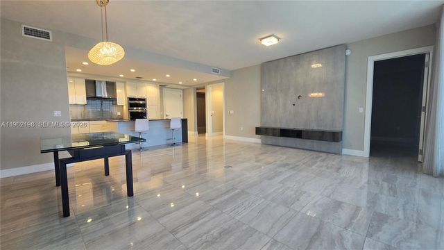 100 E Las Olas Blvd 2202, Fort Lauderdale, FL 33301