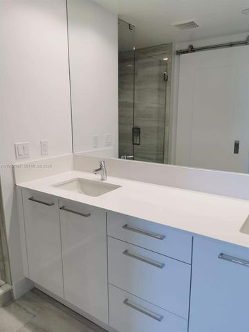 100 E Las Olas Blvd 2202, Fort Lauderdale, FL 33301