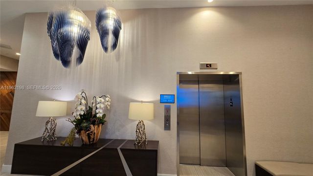 100 E Las Olas Blvd 2202, Fort Lauderdale, FL 33301