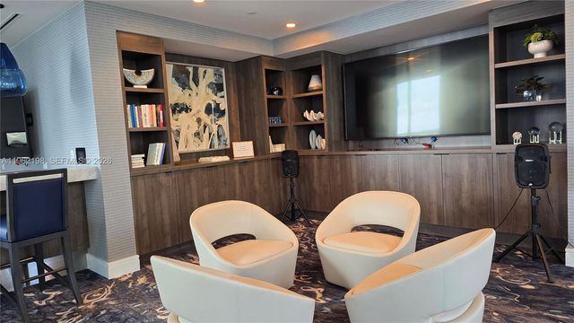 100 E Las Olas Blvd 2202, Fort Lauderdale, FL 33301