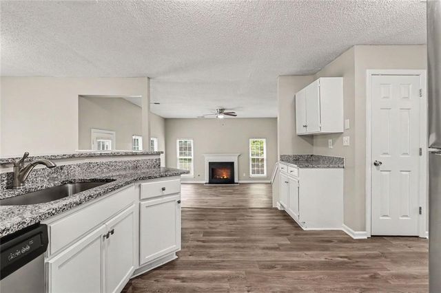 1298 Berryhill Drive, Lithonia, GA 30058