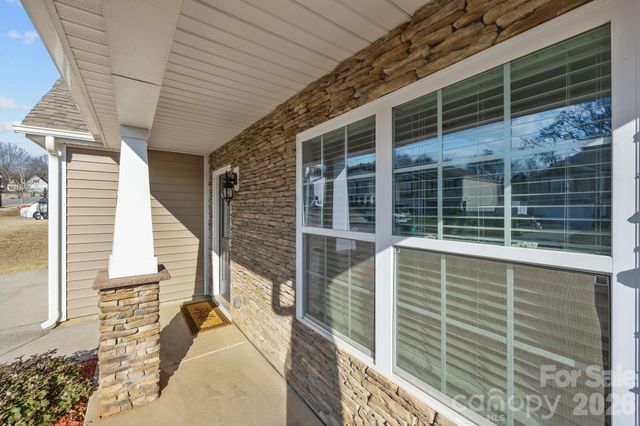 8527 Mansell Court, Charlotte, NC 28215