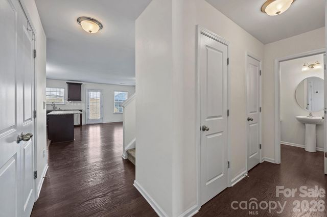 8527 Mansell Court, Charlotte, NC 28215