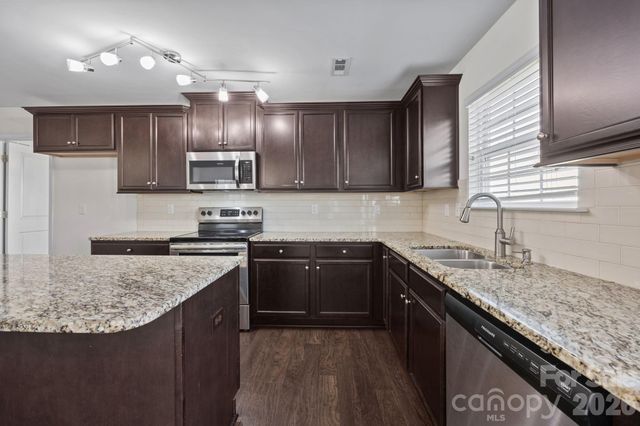 8527 Mansell Court, Charlotte, NC 28215