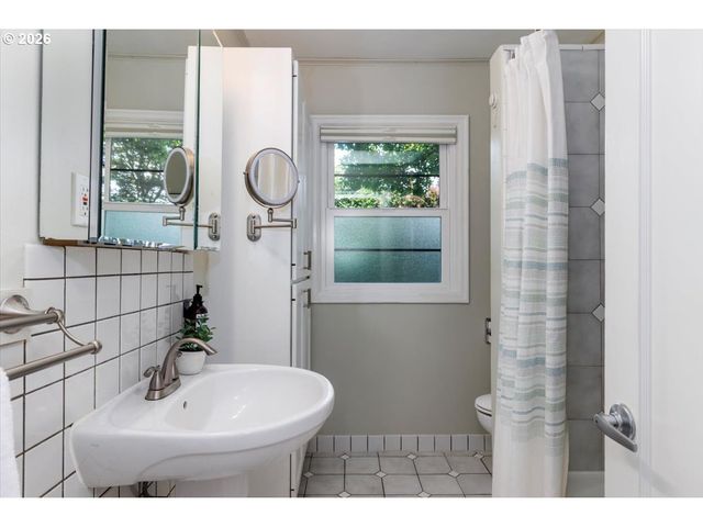110 Se 47TH Ave, Portland, OR 97215