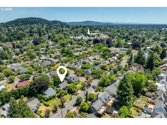 110 Se 47TH Ave, Portland, OR 97215