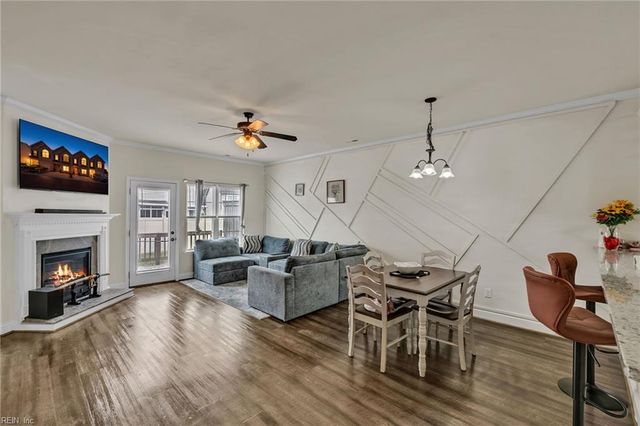 2833 Estella WAY, Chesapeake, VA 23325