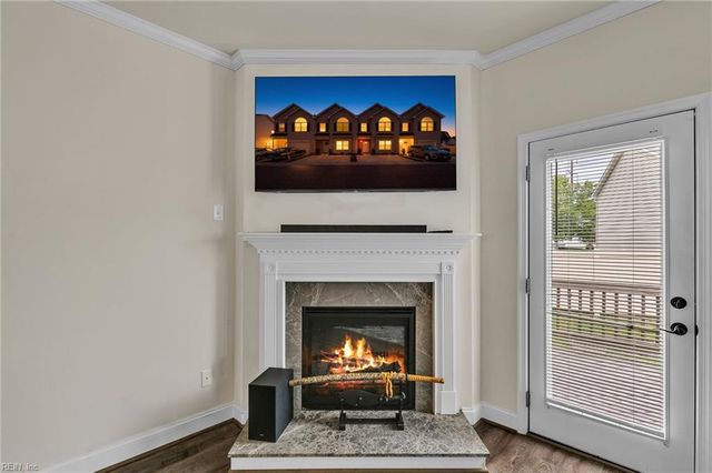 2833 Estella WAY, Chesapeake, VA 23325