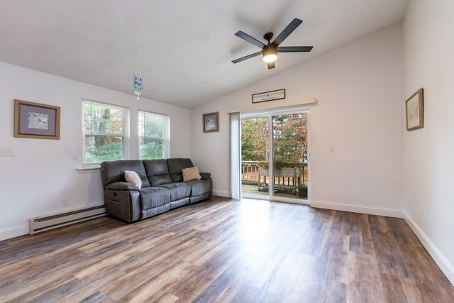 70 Cape Dr 11D, Mashpee, MA 02649