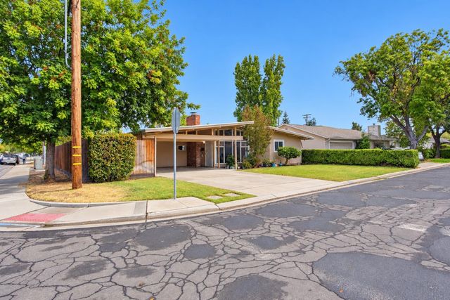 1417 Cherrywood Dr, Modesto, CA 95350