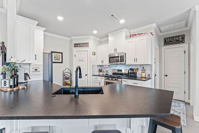 2208 Abbott Lane, Pea Ridge, AR 72751