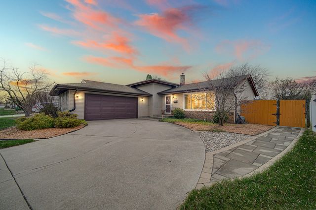 1814 Tulip Lane, Munster, IN 46321