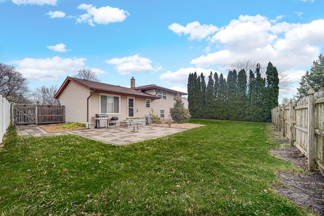 1814 Tulip Lane, Munster, IN 46321