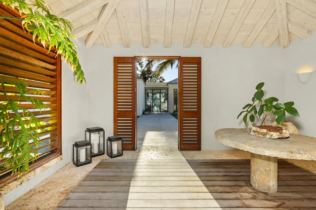 109 S River Road, Sewalls Point, FL 34996