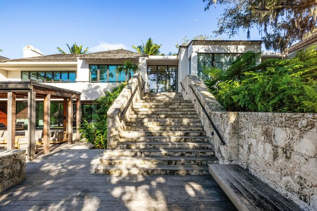 109 S River Road, Sewalls Point, FL 34996